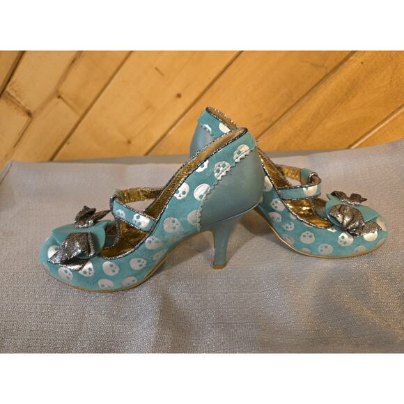 Irregular Choice Heart Skull Heels Sz 7.5 Teal Silver Suede Snap Buttom - Picture 9 of 10